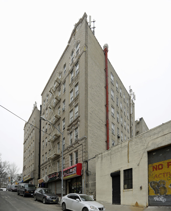 760 Grand Concourse in Bronx, NY - Building Photo - Building Photo