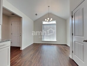 4 Buxton Ave in Savannah, GA - Building Photo - Building Photo