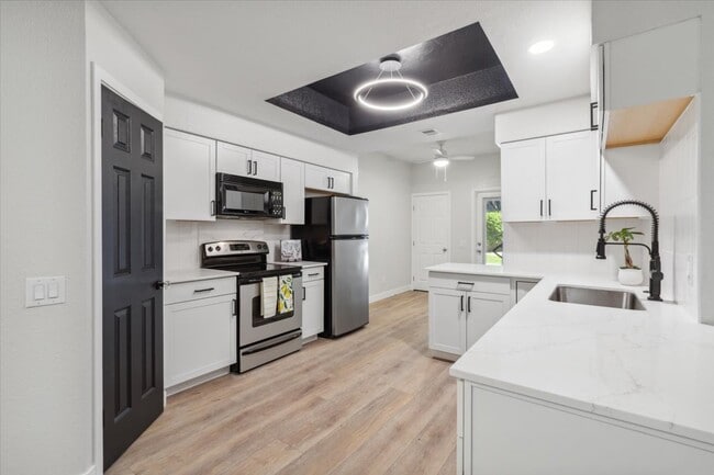 property at 101 N 7th St