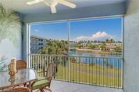 16585 Lake Cir Dr in Ft. Myers, FL - Building Photo - Building Photo