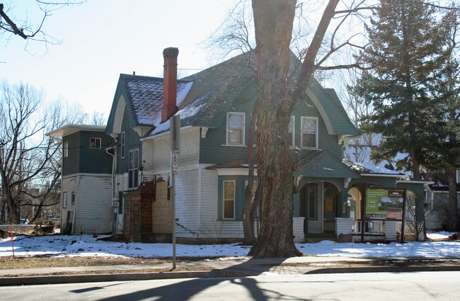 2054 Walnut St in Boulder, CO - Building Photo - Building Photo