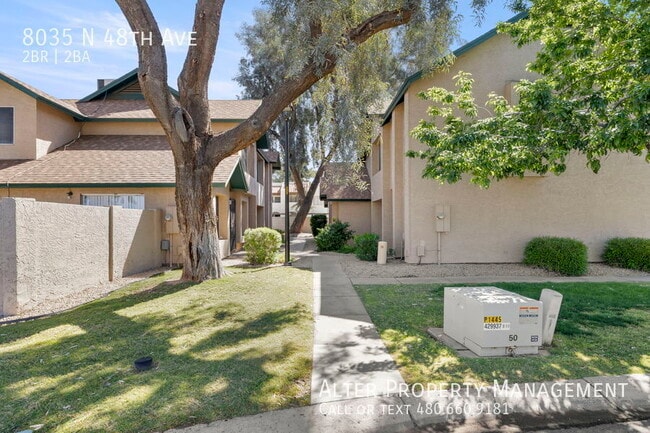 8035 N 48th Ave in Glendale, AZ - Building Photo - Building Photo