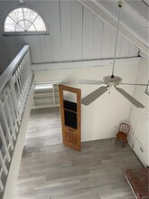 86 Seaside Ave in Guilford, CT - Building Photo - Building Photo