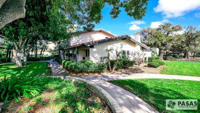 property at 3286 Loma Riviera Dr