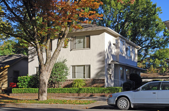 2509-2513 C St in Sacramento, CA - Building Photo - Building Photo