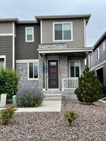 23521 E 5th Dr in Aurora, CO - Building Photo
