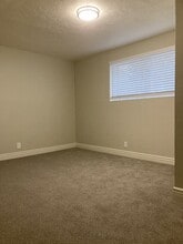 1391 E McCormick Way, Unit Basement MIL in Cottonwood Heights, UT - Building Photo - Building Photo