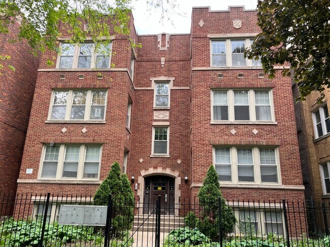 property at 5033 N Springfield Ave