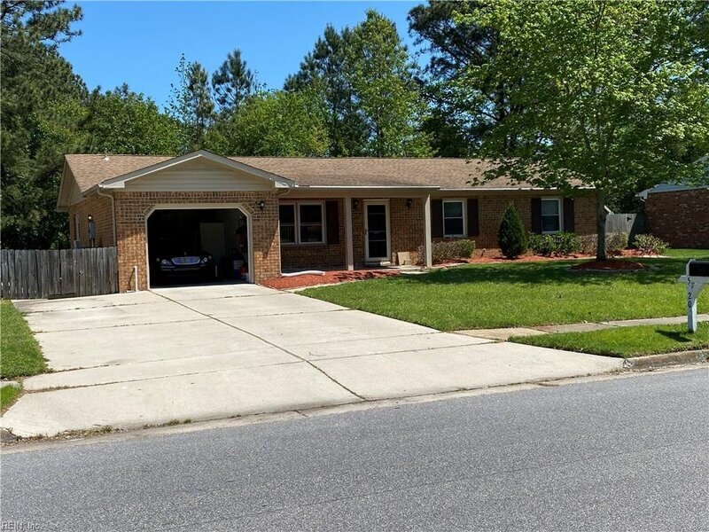 5420 Albright Dr in Virginia Beach, VA - Building Photo