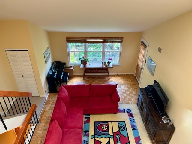 property at 1816 Valley Glen Rd
