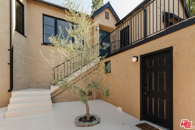 1428 Holbrook St in Los Angeles, CA - Building Photo - Building Photo