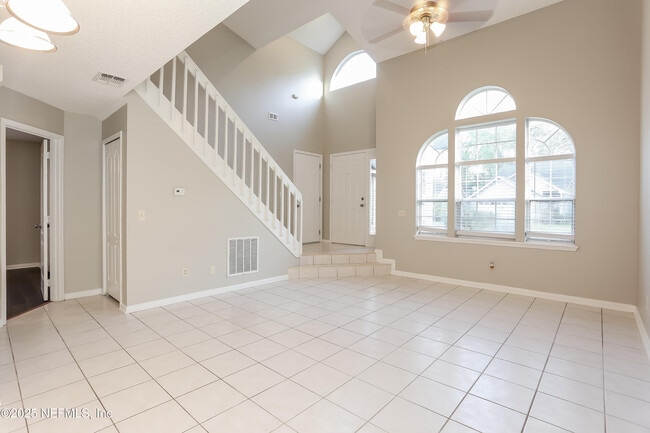 9539 Glenn Abbey Way in Jacksonville, FL - Building Photo - Building Photo