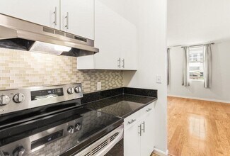 218 Thorndike St, Unit 103 in Cambridge, MA - Building Photo - Building Photo