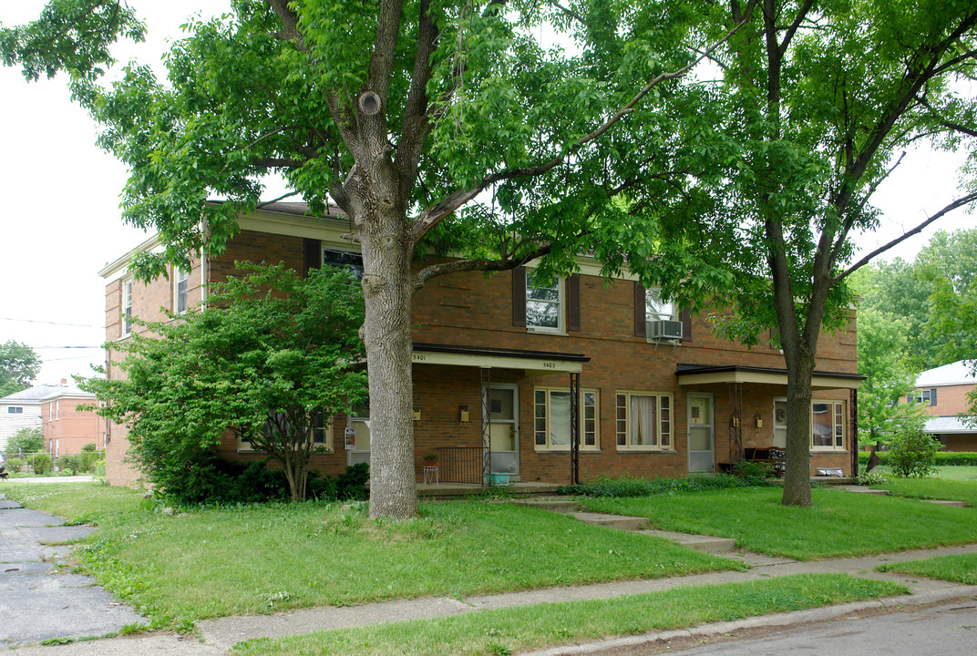 5401-5407 Milton Ave in Columbus, OH - Building Photo