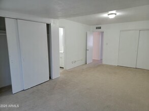 621 E Papago Dr in Tempe, AZ - Building Photo - Building Photo