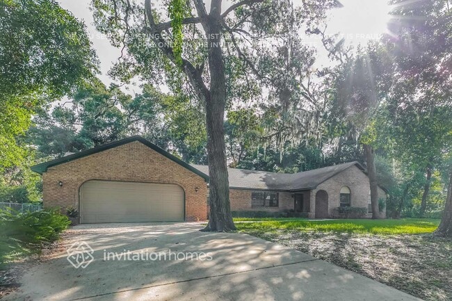 property at 4 Nottingham Dr