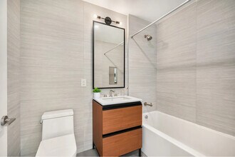 123 Linden Blvd in Brooklyn, NY - Building Photo - Building Photo