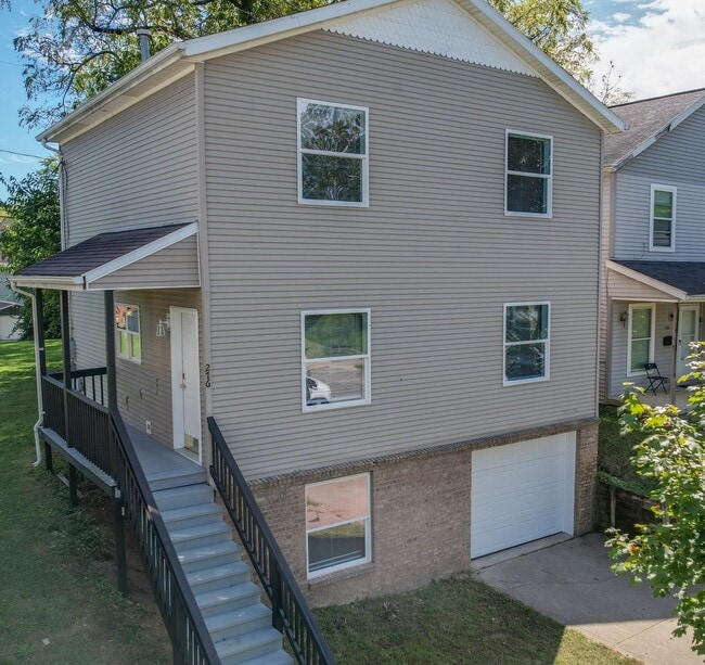 property at 276 Franklin St