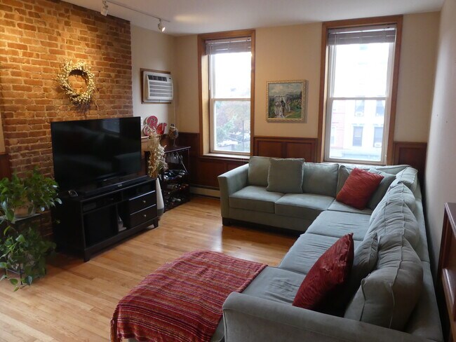1103 Washington St in Hoboken, NJ - Building Photo - Building Photo