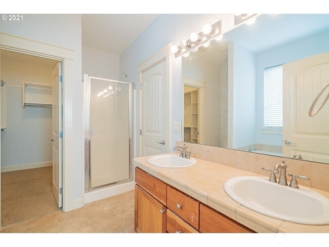 property at 3505 SE 198th Ave