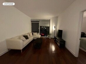 41-17 Crescent St in Queens, NY - Building Photo - Building Photo