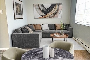 Parkland Pointe in El Paso, TX - Building Photo