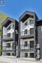 50 Manominee St in Huntsville, ON - Building Photo - Building Photo