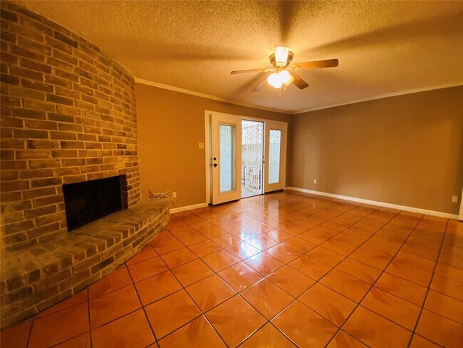 8371 Nairn St photo'