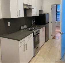 11 Stanton Street in New York, NY - Building Photo - Interior Photo