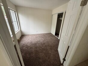 2250 Saint Croix Ct in Lemon Grove, CA - Foto de edificio - Building Photo