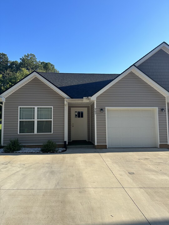 262 S 1516 in Chesnee, SC - Building Photo