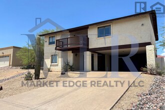 15604 E Mustang Dr in Fountain Hills, AZ - Foto de edificio - Building Photo