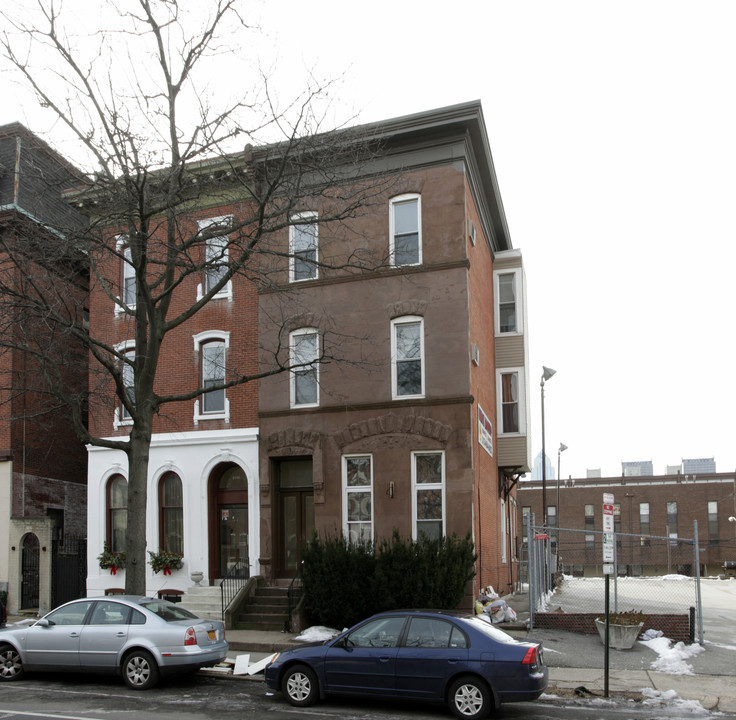 1918 Spring Garden St in Philadelphia, PA - Foto de edificio