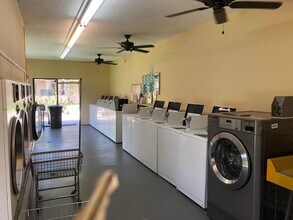 1081 SE Monterey Rd in Stuart, FL - Building Photo - Building Photo