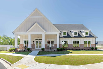 The Cottages at New Hampstead in Savannah, GA - Foto de edificio - Building Photo