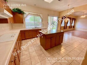 2065 Lester Ave in Clovis, CA - Building Photo - Building Photo
