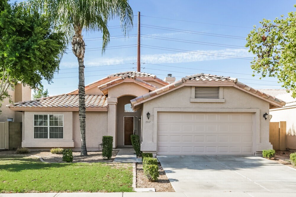 1917 E Marquette Dr in Gilbert, AZ - Building Photo