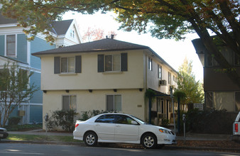 Mi Casa in Sacramento, CA - Building Photo - Building Photo