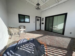 15422 Norwich Cir in Huntington Beach, CA - Building Photo - Building Photo