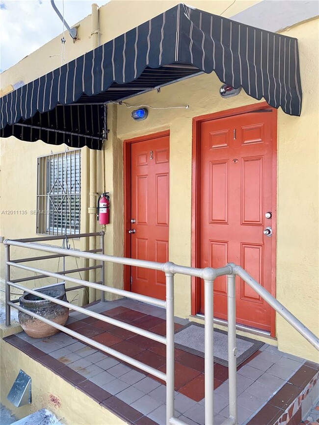 173 NW 36th St in Miami, FL - Building Photo - Building Photo