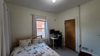 49 Temple St, Unit 1 in Somerville, MA - Building Photo - Building Photo