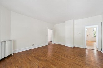 108 S St Clair St in Ligonier, PA - Building Photo - Building Photo