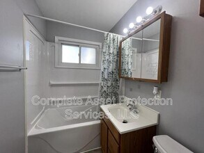 7804 Chestnut Ave in Hammond, IN - Foto de edificio - Building Photo