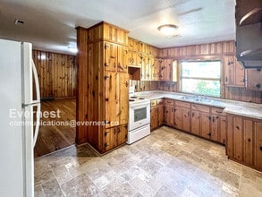 306 N Circle Dr in La Fayette, GA - Foto de edificio - Building Photo