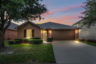 5933 Snow Creek Dr in The Colony, TX - Building Photo
