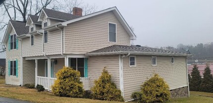 353 Bradley St SW in Abingdon, VA - Building Photo - Building Photo