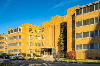 The Manor House in Detroit, MI - Building Photo - Building Photo