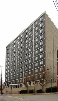 Sharpsburg Towers in Pittsburgh, PA - Foto de edificio - Building Photo