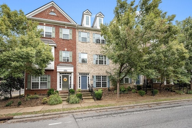 property at 2118 Middle Tennessee Blvd