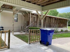 320 Stewart St in Kountze, TX - Building Photo - Building Photo